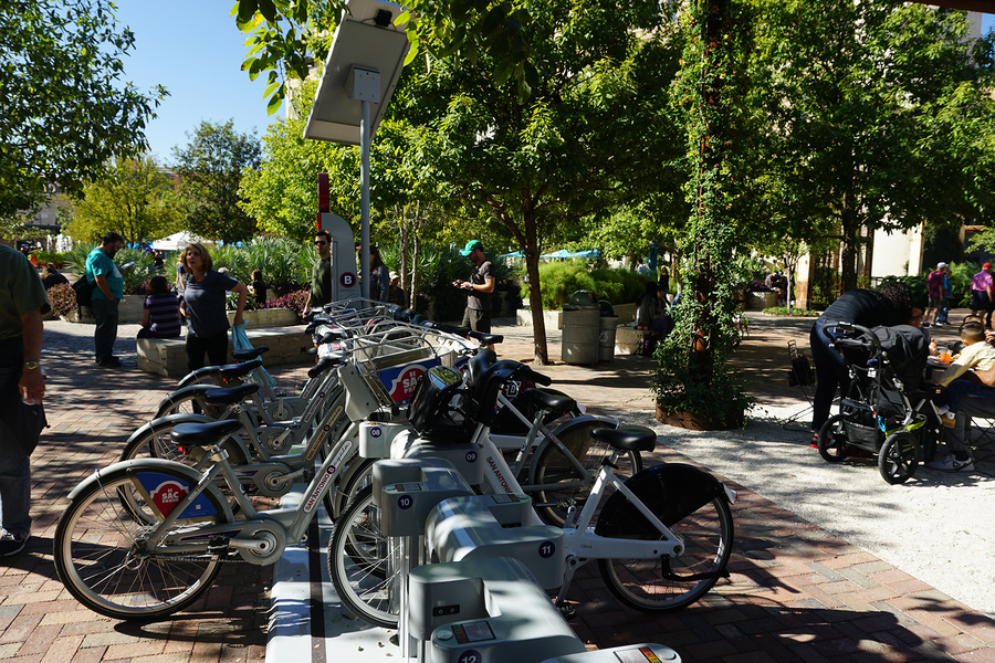 bikes in a shared bike station